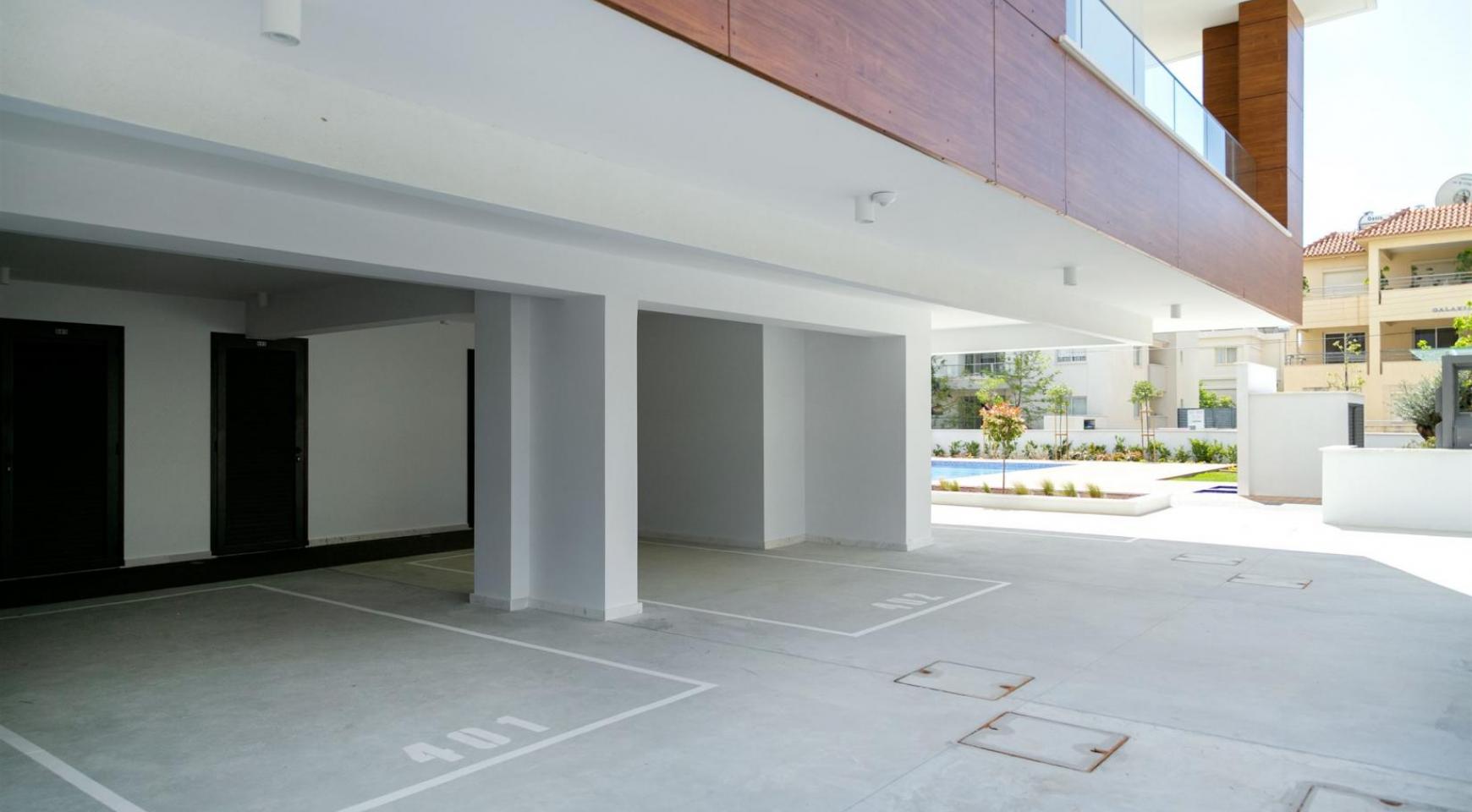 Malibu Residence, Apt. 201. Contemporary 2 Bedroom Apartment in Potamos Germasogeia - 11